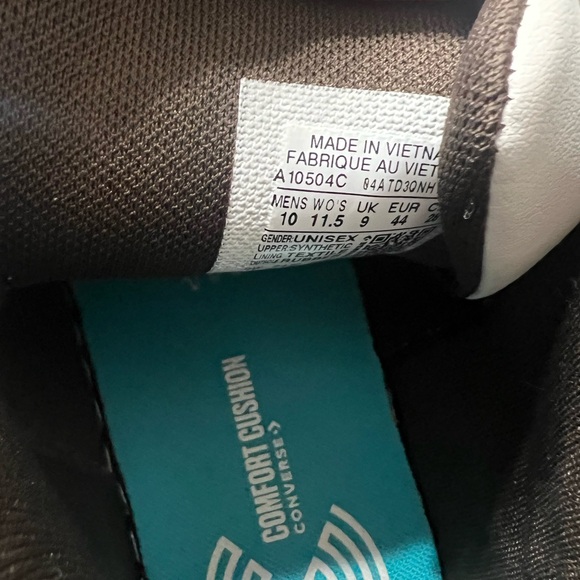 Converse size 10 Men's High-Top Sneakers - Picture 6 of 6